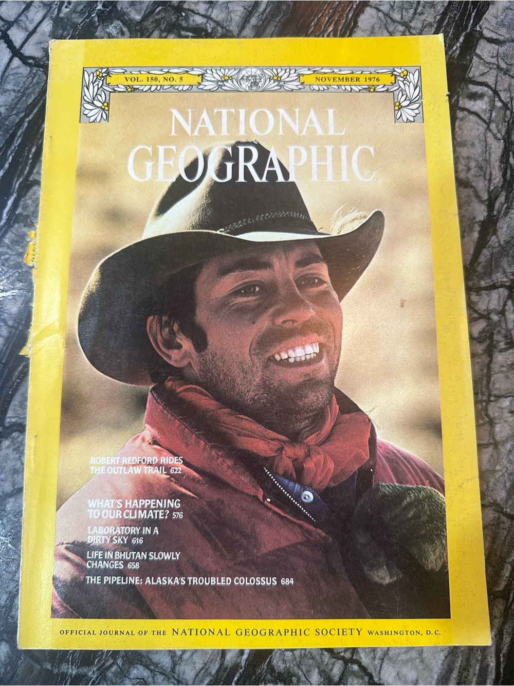 Vintage National Geographic November 1976